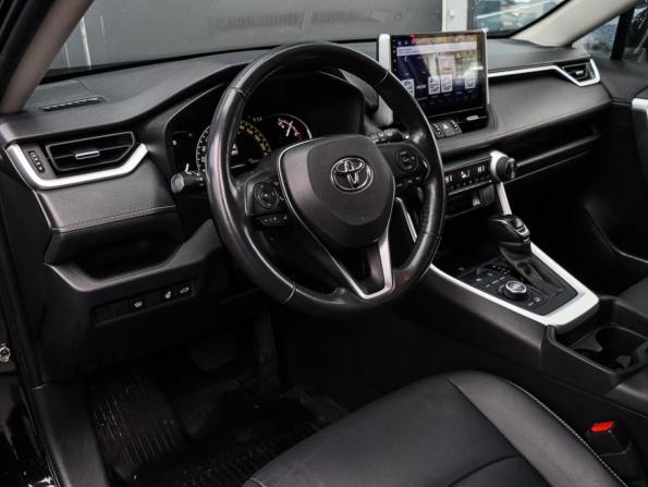 Toyota RAV4 V (XA50) с пробегом 2021 года, цена 3 450 000 рублей, 42444 км, внедорожник, Автокод Объявления
