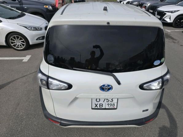 Toyota Sienta II с пробегом 2017 года, цена 1 419 000 рублей, 130000 км, компактвэн, Автокод Объявления