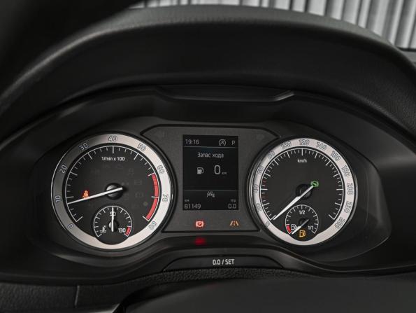 Skoda Karoq I с пробегом 2020 года, цена 2 423 540 рублей, 81149 км, внедорожник, Автокод Объявления
