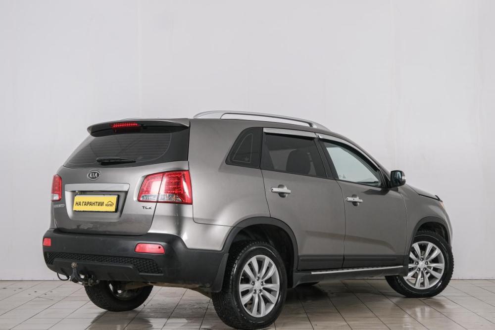 Kia Sorento II Красноярск  - изображение 7