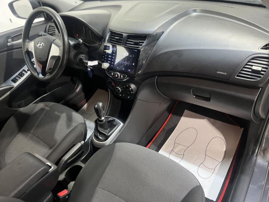 Hyundai Solaris I Курск  - изображение 5
