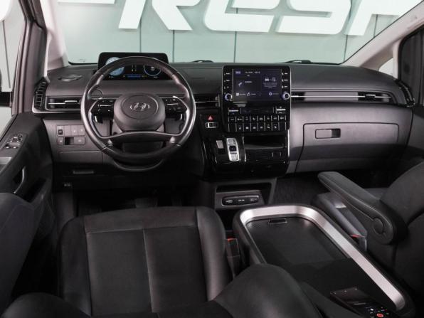 Hyundai Staria I с пробегом 2022 года, цена 4 449 000 рублей, 80355 км, минивэн, Автокод Объявления