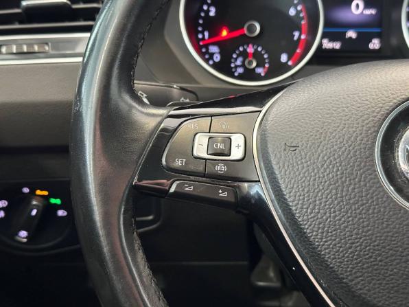 Volkswagen Tiguan II с пробегом 2019 года, цена 2 557 000 рублей, 70912 км, внедорожник, Автокод Объявления