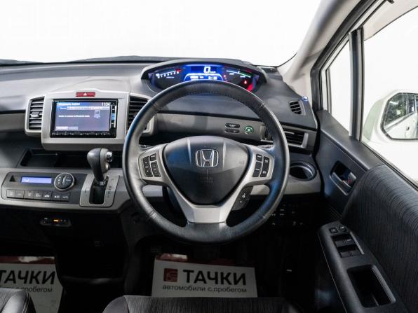 Honda Freed I Рестайлинг 2 с пробегом 2014 года, цена 1 225 000 рублей, 147768 км, компактвэн, Автокод Объявления