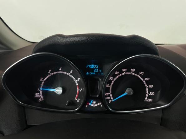 Ford Fiesta Mk6 Рестайлинг с пробегом 2015 года, цена 754 000 рублей, 151232 км, седан, Автокод Объявления