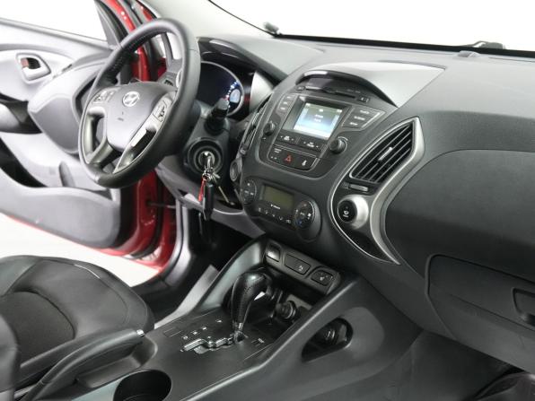 Hyundai ix35 I Рестайлинг с пробегом 2013 года, цена 1 399 000 рублей, 153299 км, внедорожник, Автокод Объявления
