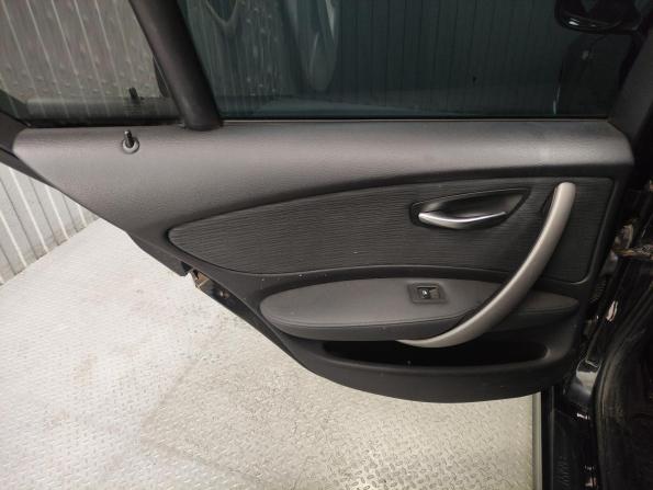 BMW 1 серии I (E81/E82/E87/E88) Рестайлинг с пробегом 2011 года, цена 810 000 рублей, 258346 км, хэтчбек, Автокод Объявления
