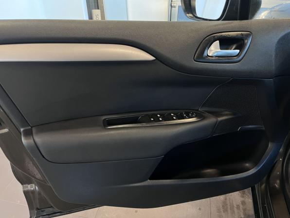 Citroen C4 II с пробегом 2012 года, цена 600 000 рублей, 117295 км, хэтчбек, Автокод Объявления