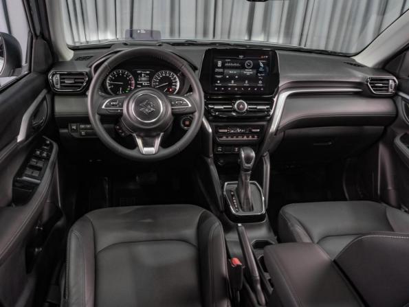 Suzuki Grand Vitara III с пробегом 2023 года, цена 4 479 000 рублей, 49 км, внедорожник, Автокод Объявления