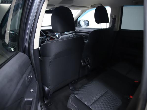 Mitsubishi Outlander III Рестайлинг 3 с пробегом 2019 года, цена 2 100 000 рублей, 136000 км, внедорожник, Автокод Объявления