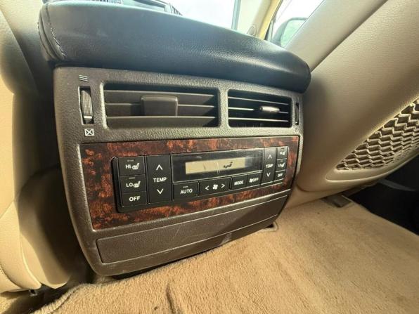 Toyota Land Cruiser 200 Series с пробегом 2011 года, цена 3 650 000 рублей, 268268 км, внедорожник, Автокод Объявления