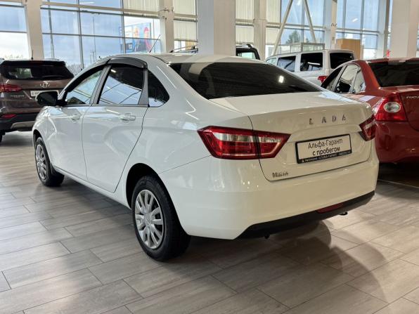Lada (ВАЗ) Vesta I с пробегом 2022 года, цена 1 085 000 рублей, 26924 км, седан, Автокод Объявления