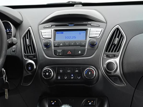 Hyundai ix35 I Рестайлинг с пробегом 2014 года, цена 899 000 рублей, 158000 км, внедорожник, Автокод Объявления