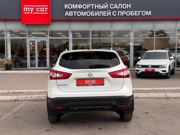 Nissan Qashqai II с пробегом 2014 года, цена 1 740 000 рублей, 99200 км, внедорожник, Автокод Объявления