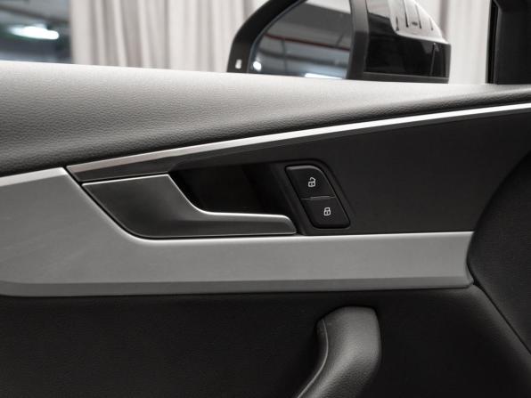 Audi A4 V (B9) с пробегом 2018 года, цена 1 980 000 рублей, 139420 км, седан, Автокод Объявления