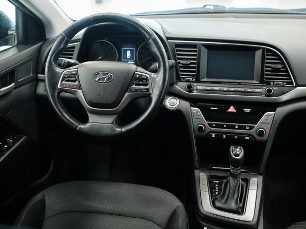 Hyundai Elantra VI (AD) с пробегом 2017 года, цена 819 000 рублей, 177404 км, седан, Автокод Объявления