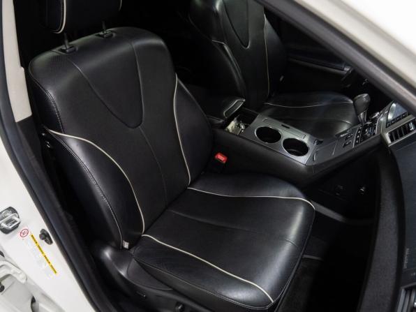 Toyota Venza I Рестайлинг с пробегом 2014 года, цена 2 141 000 рублей, 207874 км, внедорожник, Автокод Объявления