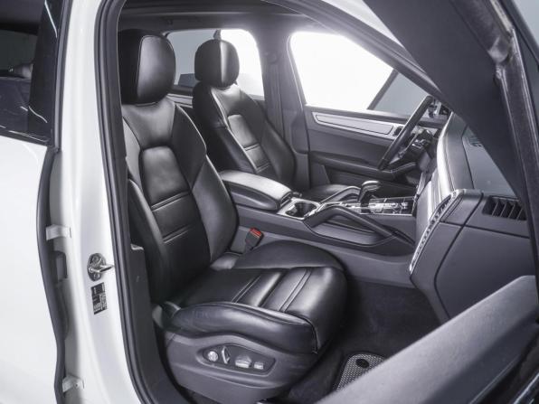 Porsche Cayenne III с пробегом 2019 года, цена 6 900 000 рублей, 123430 км, внедорожник, Автокод Объявления