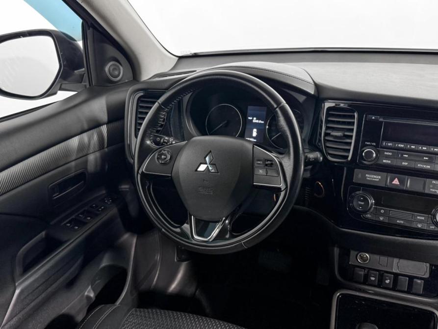 Mitsubishi Outlander III Рестайлинг 2 Санкт-Петербург  - изображение 14