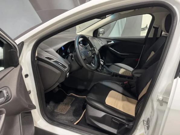 Ford Focus III Рестайлинг с пробегом 2016 года, цена 899 000 рублей, 143345 км, хэтчбек, Автокод Объявления