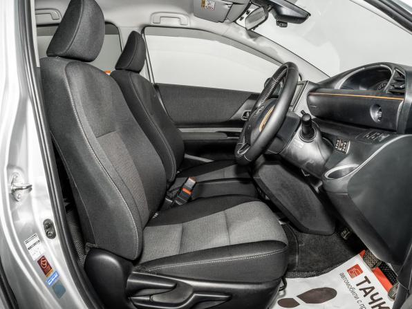 Toyota Sienta II Рестайлинг с пробегом 2019 года, цена 1 630 000 рублей, 37525 км, компактвэн, Автокод Объявления
