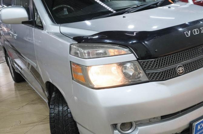 Toyota Voxy I (R60) с пробегом 2006 года, цена 949 000 рублей, 282000 км, компактвэн, Автокод Объявления