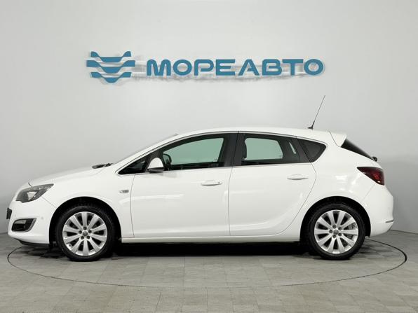 Opel Astra J Рестайлинг с пробегом 2014 года, цена 890 000 рублей, 120000 км, хэтчбек, Автокод Объявления