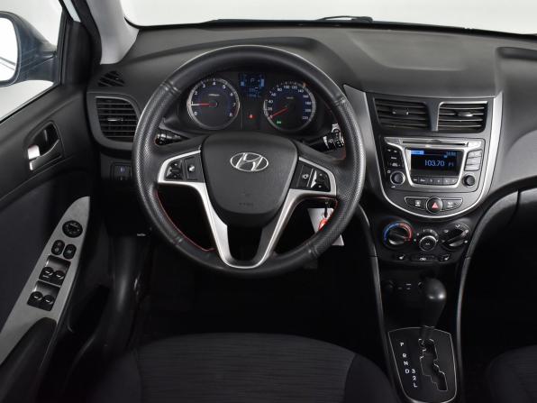 Hyundai Solaris I Рестайлинг с пробегом 2015 года, цена 600 000 рублей, 110461 км, седан, Автокод Объявления