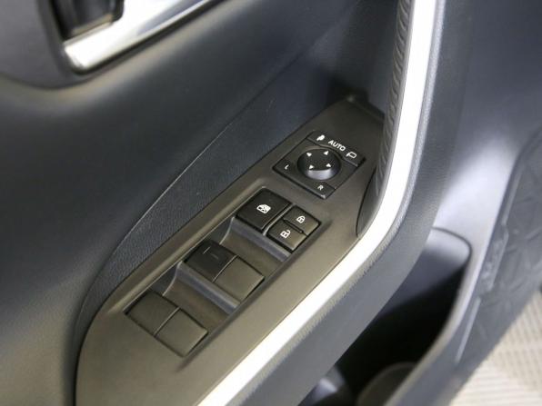 Toyota RAV4 V (XA50) с пробегом 2023 года, цена 3 690 000 рублей, 40825 км, внедорожник, Автокод Объявления