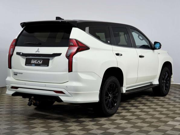 Mitsubishi Montero Sport III Рестайлинг с пробегом 2022 года, цена 3 498 000 рублей, 214128 км, внедорожник, Автокод Объявления