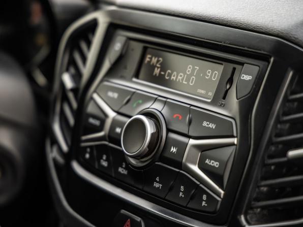 Lada (ВАЗ) Vesta I с пробегом 2021 года, цена 898 000 рублей, 75205 км, седан, Автокод Объявления