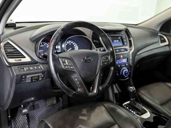 Hyundai Santa Fe III Рестайлинг с пробегом 2017 года, цена 2 390 000 рублей, 118226 км, внедорожник, Автокод Объявления