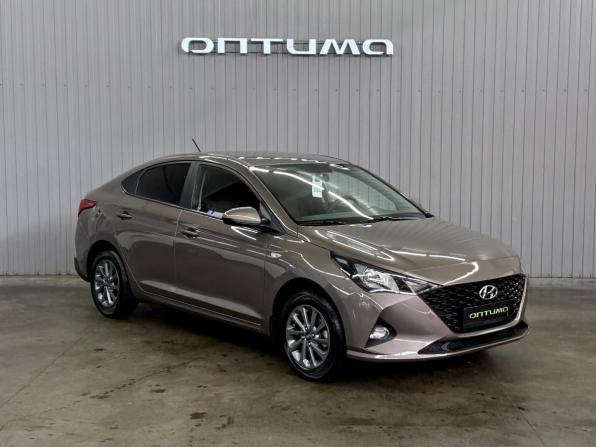 Hyundai Solaris II Рестайлинг с пробегом 2021 года, цена 1 697 000 рублей, 44594 км, седан, Автокод Объявления