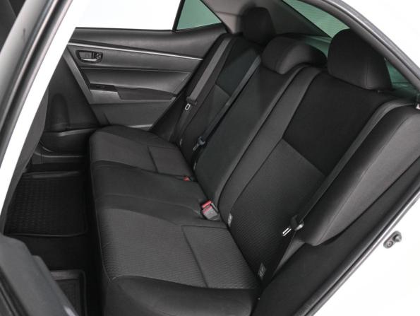 Toyota Corolla XI (E160 E170 E180) с пробегом 2015 года, цена 1 390 000 рублей, 138380 км, седан, Автокод Объявления
