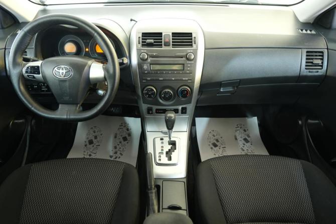 Toyota Corolla X (E140 E150) Рестайлинг с пробегом 2011 года, цена 1 049 000 рублей, 330000 км, седан, Автокод Объявления