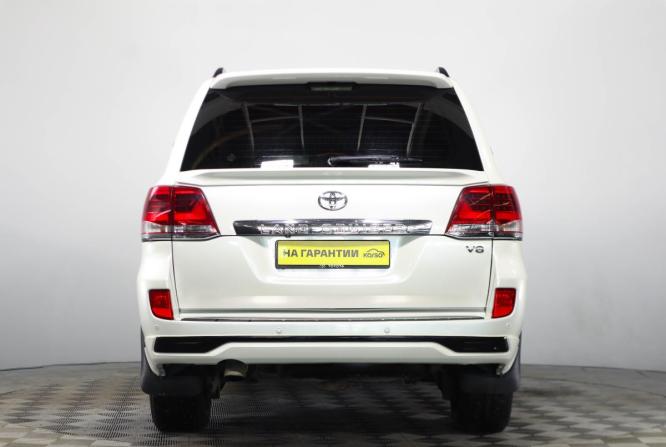 Toyota Land Cruiser 200 Series с пробегом 2012 года, цена 2 999 000 рублей, 197000 км, внедорожник, Автокод Объявления