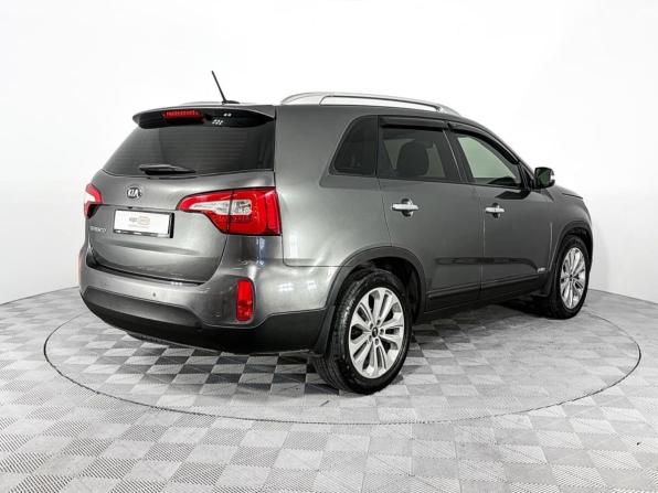 Kia Sorento II Рестайлинг с пробегом 2015 года, цена 1 687 000 рублей, 214005 км, внедорожник, Автокод Объявления