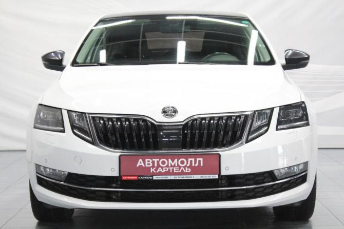 Skoda Octavia III (A7) Рестайлинг с пробегом 2017 года, цена 1 899 000 рублей, 127000 км, лифтбек, Автокод Объявления