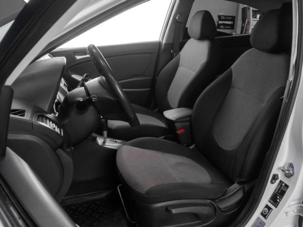Hyundai Solaris I с пробегом 2011 года, цена 819 000 рублей, 122523 км, седан, Автокод Объявления