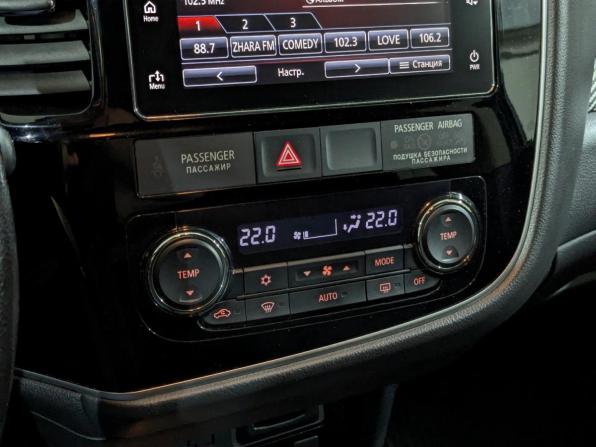 Mitsubishi Outlander III Рестайлинг 2 с пробегом 2018 года, цена 1 995 000 рублей, 136433 км, внедорожник, Автокод Объявления