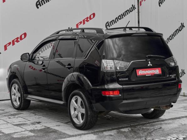 Mitsubishi Outlander II Рестайлинг с пробегом 2011 года, цена 1 100 000 рублей, 250025 км, внедорожник, Автокод Объявления