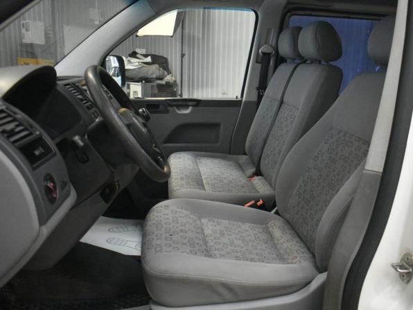 Volkswagen Caravelle T5 с пробегом 2007 года, цена 999 000 рублей, 304230 км, минивэн, Автокод Объявления