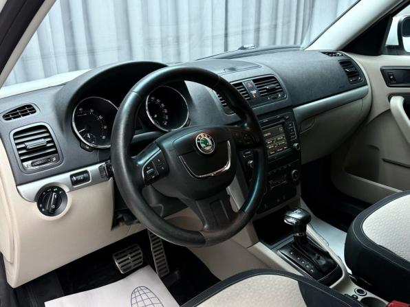 Skoda Yeti I с пробегом 2011 года, цена 1 099 000 рублей, 182059 км, внедорожник, Автокод Объявления