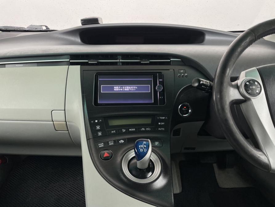 Toyota Prius III (XW30) Екатеринбург  - изображение 20