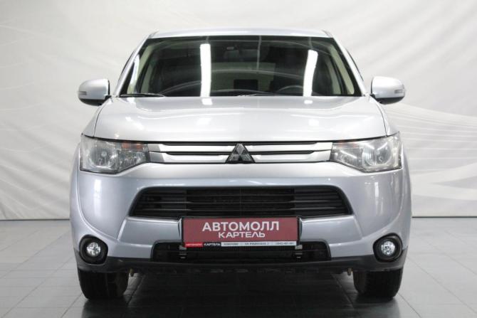Mitsubishi Outlander III с пробегом 2013 года, цена 1 399 000 рублей, 215000 км, внедорожник, Автокод Объявления