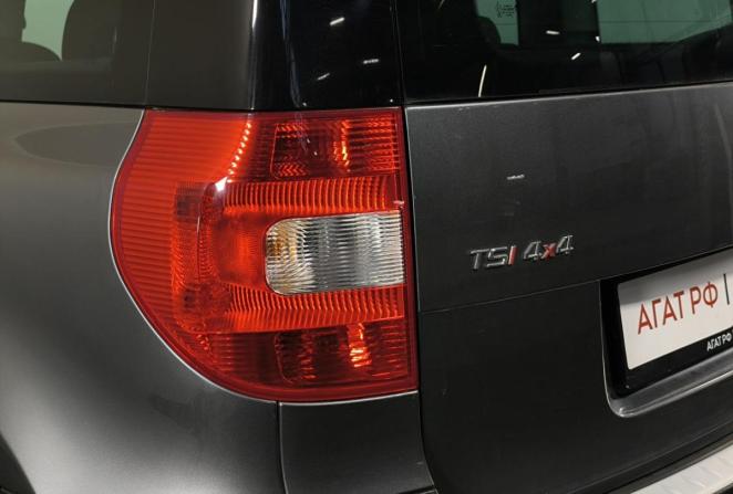 Skoda Yeti I с пробегом 2013 года, цена 1 000 000 рублей, 153996 км, внедорожник, Автокод Объявления
