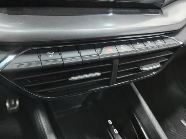 Skoda Octavia IV (A8) с пробегом 2021 года, цена 2 550 000 рублей, 67072 км, лифтбек, Автокод Объявления