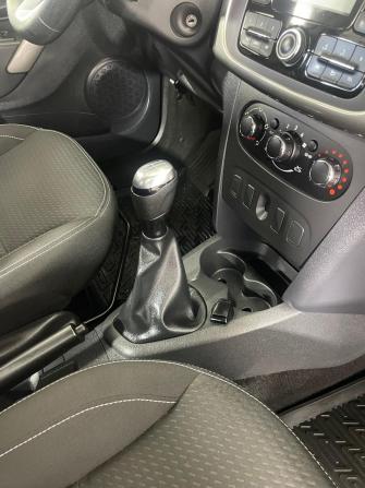 Renault Logan II Рестайлинг с пробегом 2022 года, цена 1 095 000 рублей, 81007 км, седан, Автокод Объявления