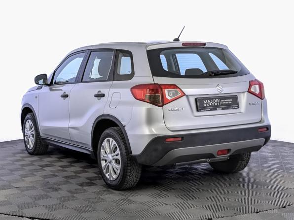 Suzuki Vitara II с пробегом 2016 года, цена 1 325 000 рублей, 178000 км, внедорожник, Автокод Объявления