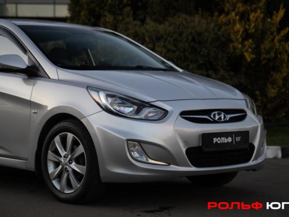 Hyundai Solaris I с пробегом 2012 года, цена 828 000 рублей, 92940 км, хэтчбек, Автокод Объявления